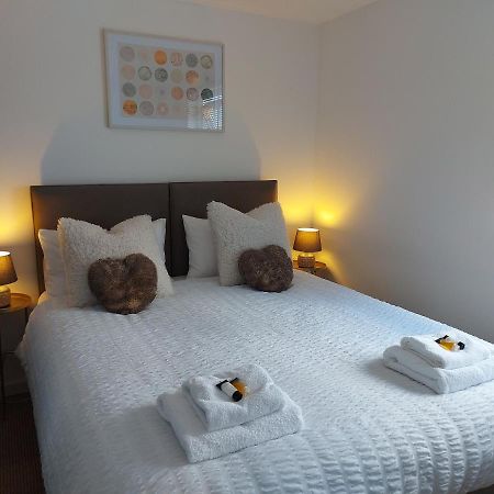 Lovely 1-Bedroom Condo With Parking On Premises Minworth Ngoại thất bức ảnh
